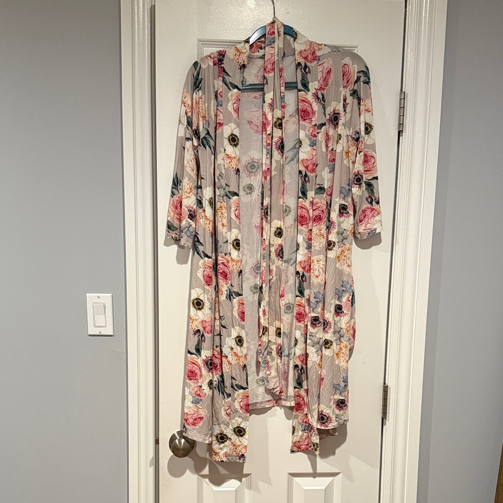 Posh Peanut Floral Robe in Grey and Pink Floral Print